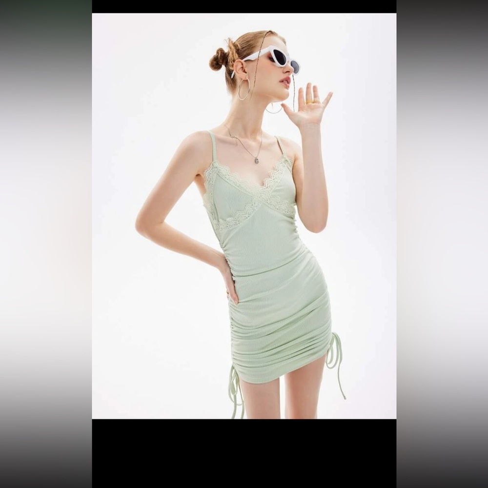 Contrast Lace Drawstring Dress